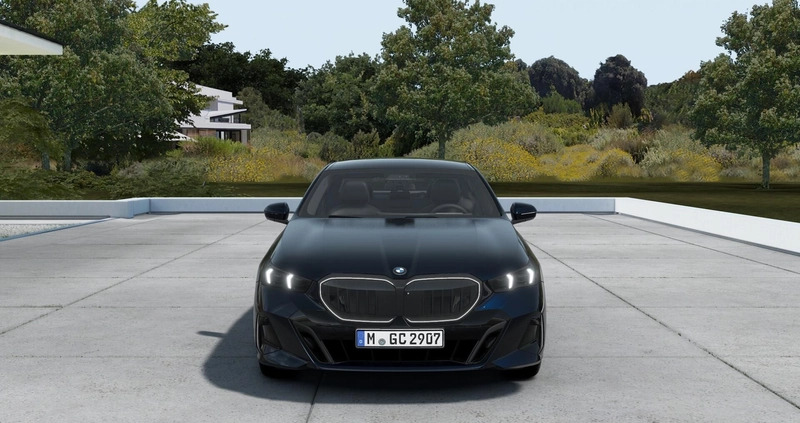 BMW Seria 5 cena 355000 przebieg: 5, rok produkcji 2023 z Kobyłka małe 56